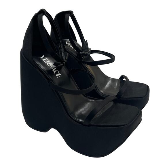 S5 VERSACE $1,500 Platform Wedge Heels Satin 3-Strap Medusa Buckle IT37.5/US7.5 - Picture 1 of 10